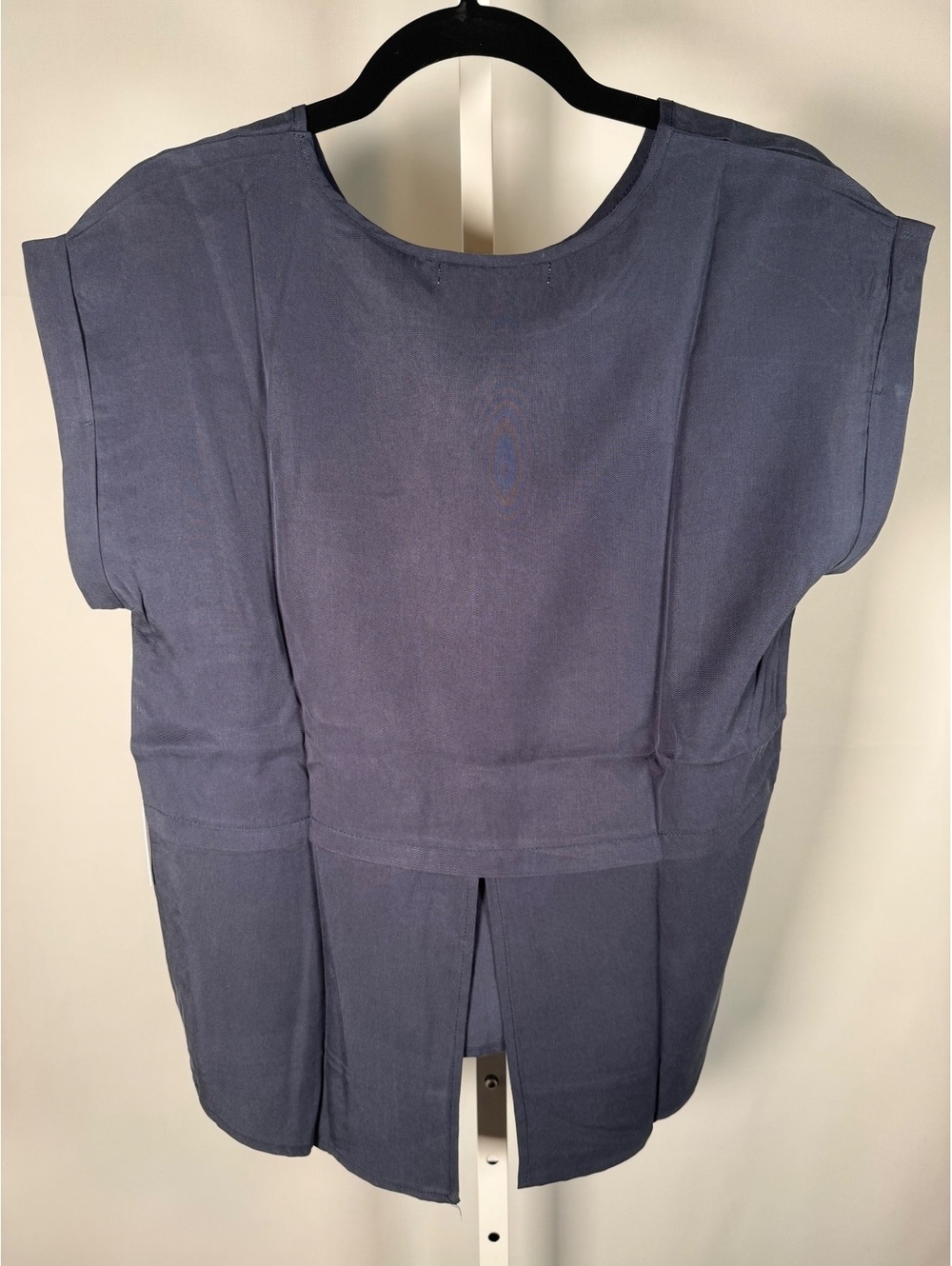 NWT SixFifty Navy Pocket Blouse High Low Hem Size XS - Picture 4 of 7